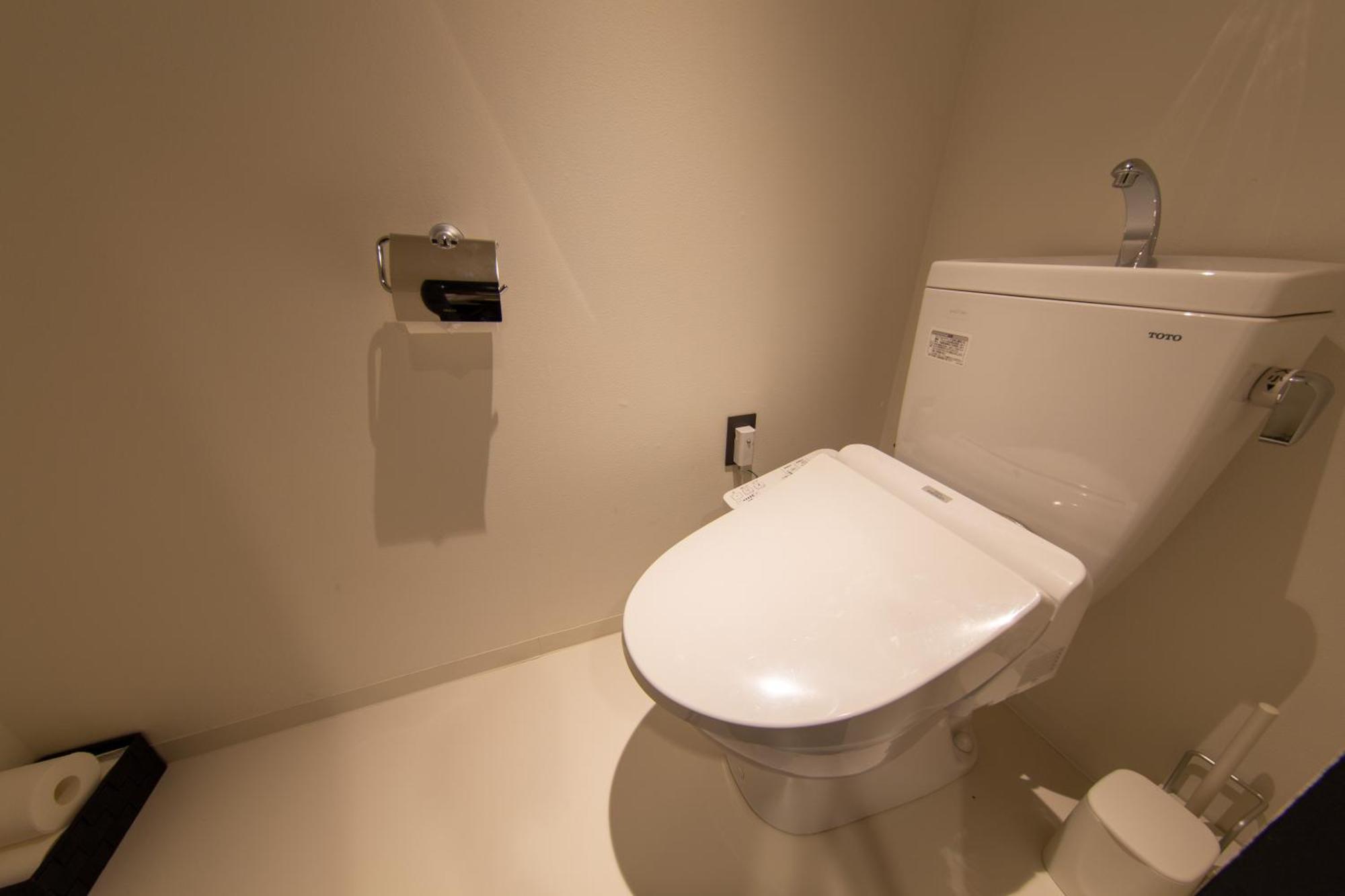 Ynh Guest House Osaka Exterior photo