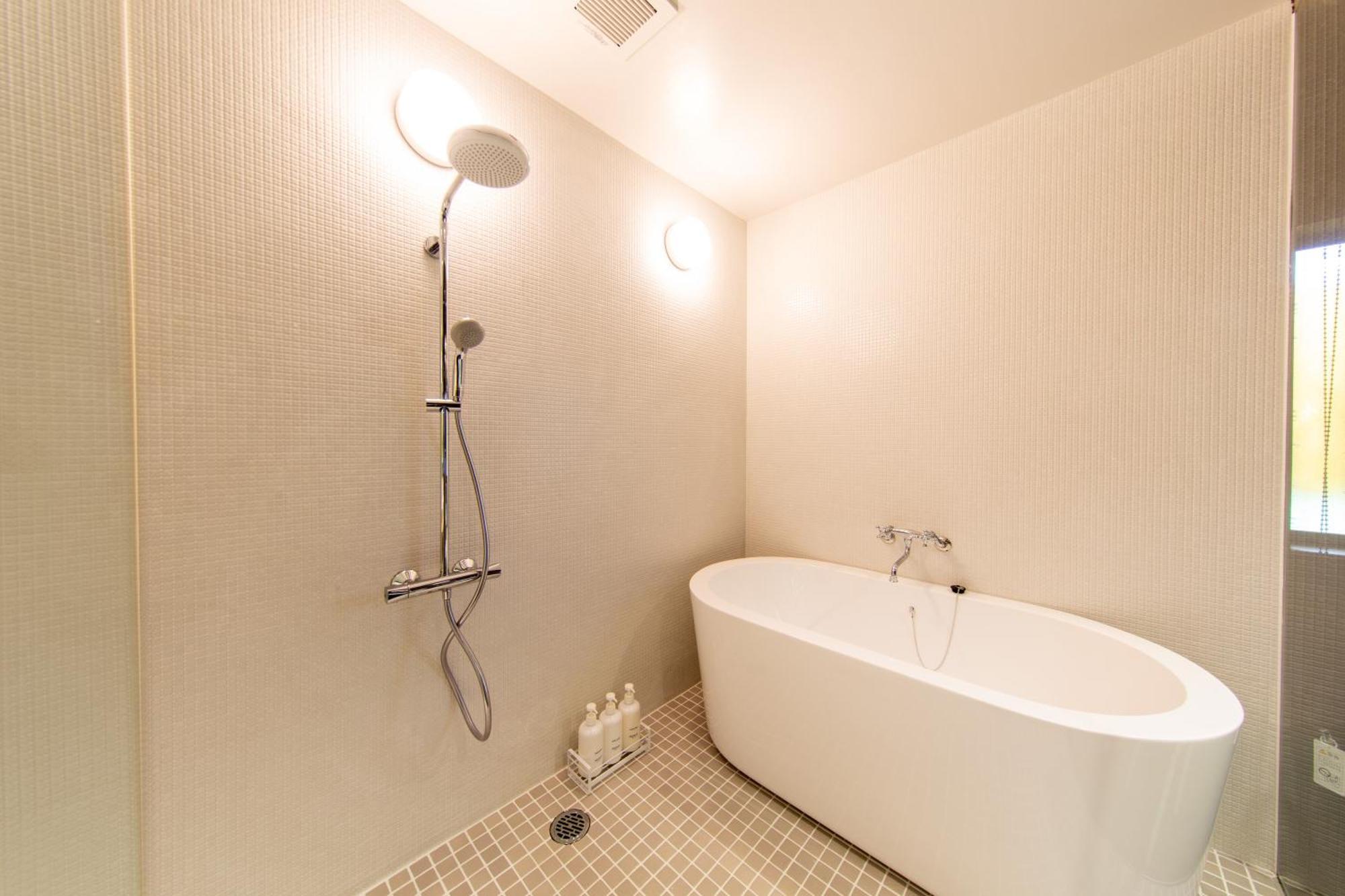 Ynh Guest House Osaka Exterior photo