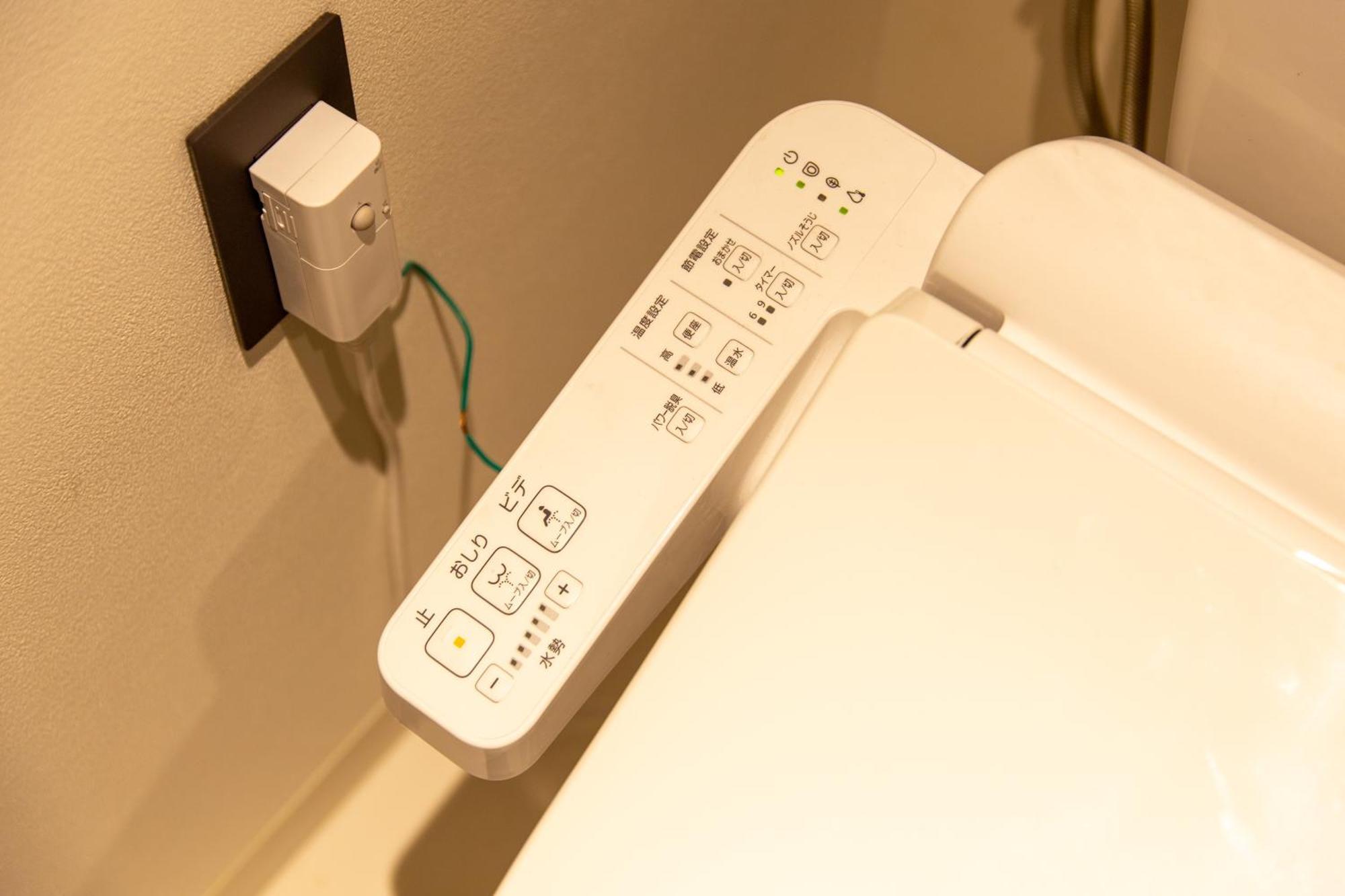 Ynh Guest House Osaka Exterior photo
